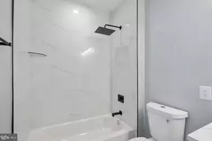 706 NW Longfellow Street NW, Washington, DC 20011 - Photo 33