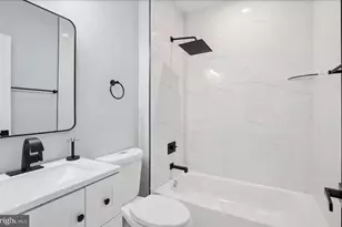 706 NW Longfellow Street NW, Washington, DC 20011 - Photo 17