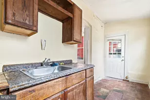 744 Gresham Pl NW, Washington, DC 20001 - Photo 9