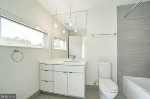 446 Ridge St NW, Washington, DC 20001 - Photo 7