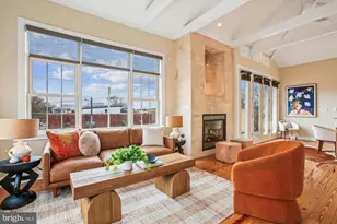 37 17th St SE, Washington, DC 20003 - Photo 1