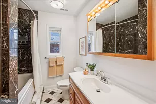 37 17th St SE, Washington, DC 20003 - Photo 19