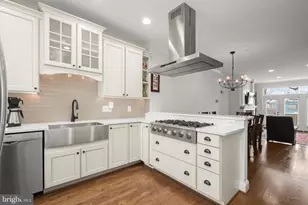 237 10th St SE, Washington, DC 20003 - Photo 11