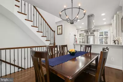 237 10th Street SE, Washington, DC 20003 - Photo 9