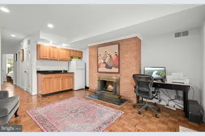 237 10th Street SE, Washington, DC 20003 - Photo 25