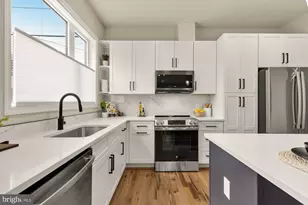 3646 13th St NW, Washington, DC 20010 - Photo 9