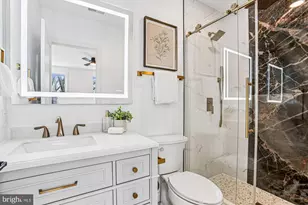 218 15th St NE, Washington, DC 20002 - Photo 21