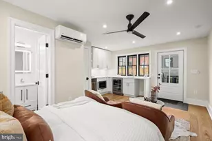 235 12th St SE, Washington, DC 20003 - Photo 25