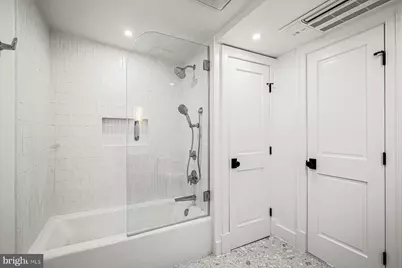 235 12th Street SE, Washington, DC 20003 - Photo 15