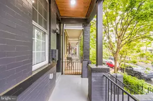 1129 8th St NE, Washington, DC 20002 - Photo 3