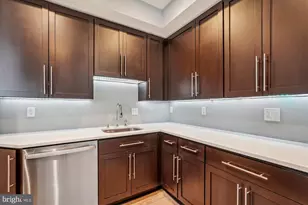 3240 Hiatt Pl NW, Washington, DC 20010 - Photo 7