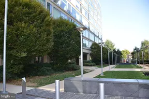 1101 3rd St SW, Washington, DC 20024 - Photo 27