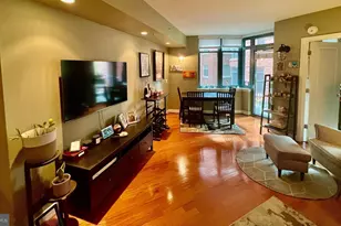 1117 10th St NW, Washington, DC 20001 - Photo 7