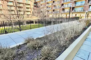 520 N St SW, Washington, DC 20024 - Photo 23