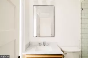 304 N St NW, Washington, DC 20001 - Photo 35