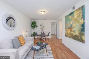 1926 New Hampshire Ave NW, Washington, DC 20009 - Photo 5