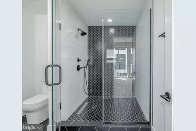 722 Kenyon Street NW #B, Washington, DC 20010 - Photo 31