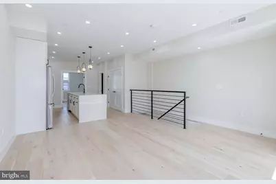 722 Kenyon Street NW #B, Washington, DC 20010 - Photo 3