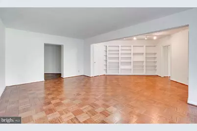 2500 Q Street NW #216, Washington, DC 20007 - Photo 3