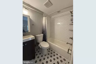 1258 Holbrook Terrace NE #5, Washington, DC 20002 - Photo 9