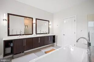 4725 Massachusetts Ave NW, Washington, DC 20016 - Photo 15