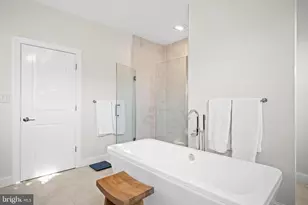 4725 Massachusetts Ave NW, Washington, DC 20016 - Photo 15