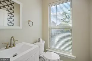 621 Parkside Pl NE, Washington, DC 20019 - Photo 15