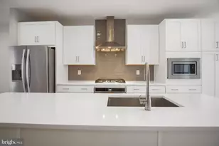 621 Parkside Pl NE, Washington, DC 20019 - Photo 11