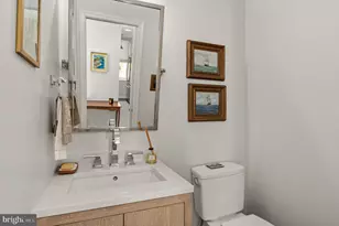 2736 P St NW, Washington, DC 20007 - Photo 9