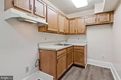 939 Longfellow Street NW #6, Washington, DC 20011 - Photo 17