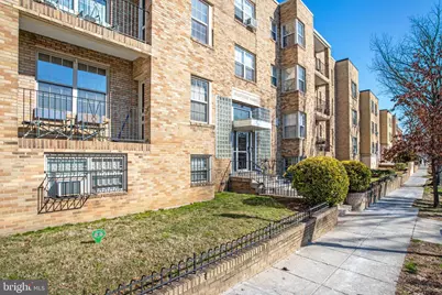 939 Longfellow Street NW #6, Washington, DC 20011 - Photo 25