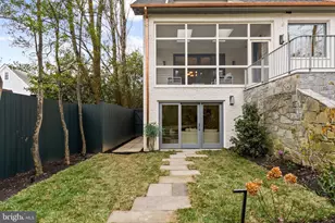 4433 Cathedral Ave NW, Washington, DC 20016 - Photo 39