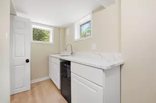 518 Columbia Rd NW, Washington, DC 20001 - Photo 27