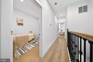 919 F St NE, Washington, DC 20002 - Photo 31