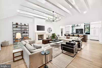 6827 32nd Street NW, Washington, DC 20015 - Photo 9