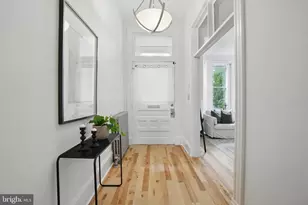 136 R St NE, Washington, DC 20002 - Photo 5