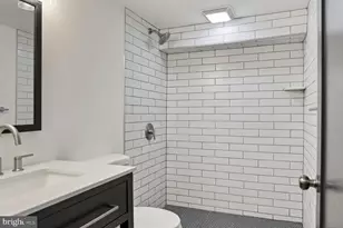 323 34th St NE, Washington, DC 20019 - Photo 23