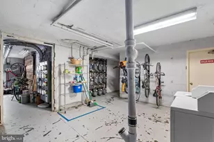 4581 MacArthur Blvd NW, Washington, DC 20007 - Photo 25