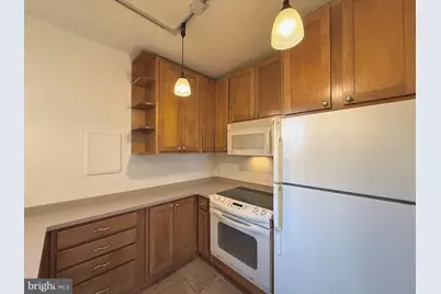 2310 Ashmead Place NW #106, Washington, DC 20009 - Photo 5