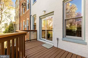 111 5th St SE, Washington, DC 20003 - Photo 15