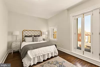 111 5th Street SE, Washington, DC 20003 - Photo 27