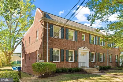 4500 Macarthur Boulevard NW, Washington, DC 20007 - Photo 1