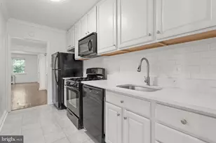 4500 MacArthur Blvd NW, Washington, DC 20007 - Photo 15