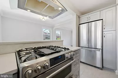 5701 Chillum Place NE, Washington, DC 20011 - Photo 11