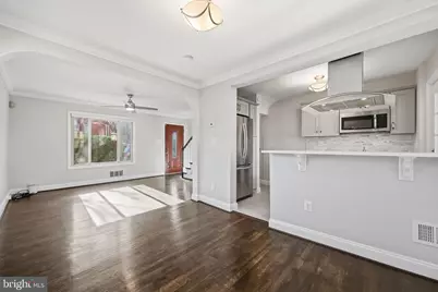 5701 Chillum Place NE, Washington, DC 20011 - Photo 5