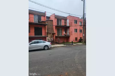 5009 D Street SE #302, Washington, DC 20019 - Photo 3