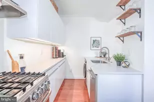 2100 19th NW, Washington, DC 20009 - Photo 9