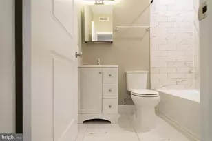1302 Pennsylvania Ave. SE, Washington, DC 20003 - Photo 17