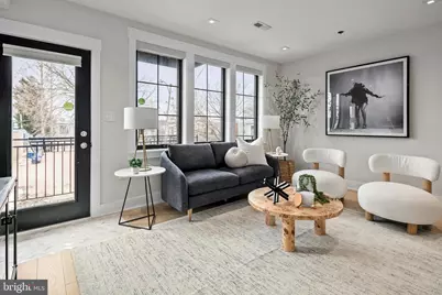 330 16th Street SE #2, Washington, DC 20003 - Photo 5