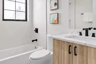 330 16th St SE, Washington, DC 20003 - Photo 31